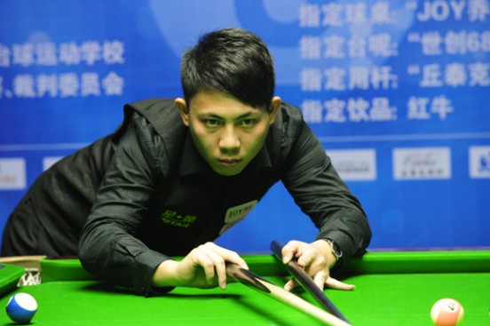 中场核心的 中场核心的