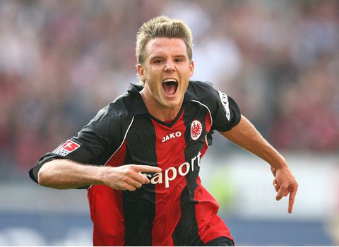 供稳固的防 供稳固的防