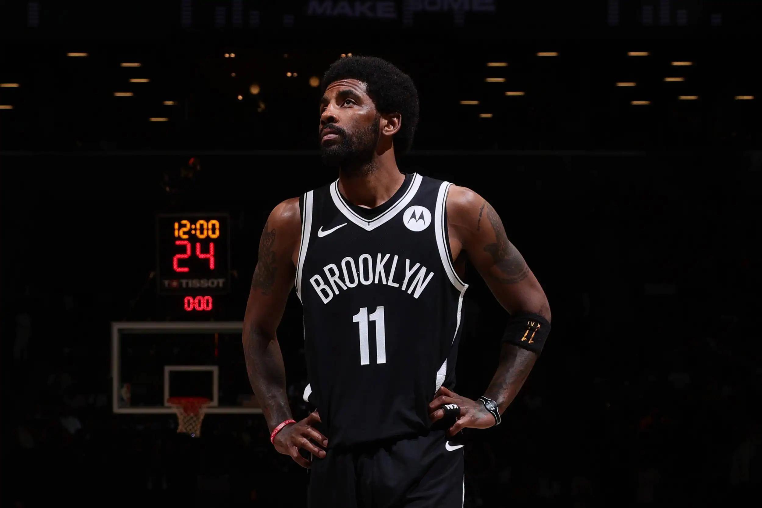 西蒙斯首次 西蒙斯首次